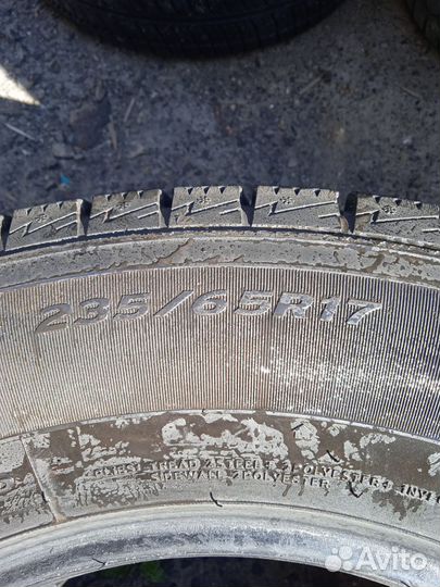 Goform W705 235/65 R17