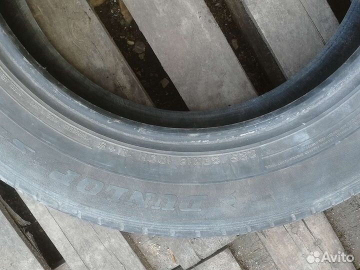 Dunlop Grandtrek ST30 225/60 R18 100