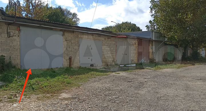 Гараж, > 30 м²