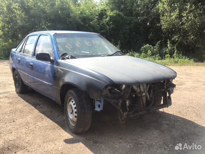 Daewoo Nexia 1.6 MT, 2008, битый, 180000км