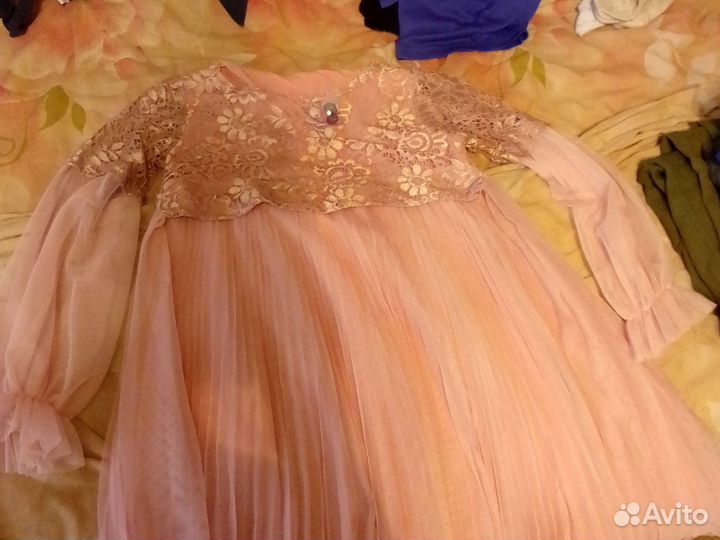 Платье праздничное