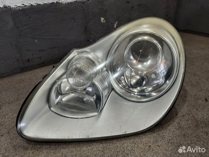 Левая Фара в сборе для Porsche Cayenne S 955