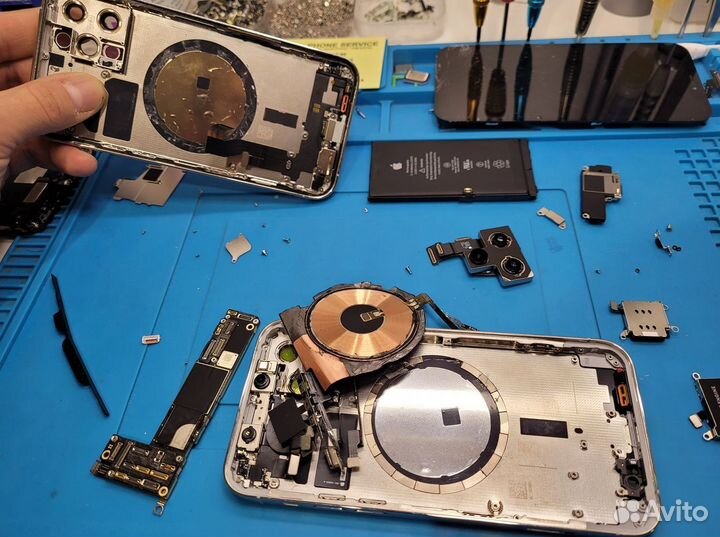 Ремонт iPhone Замена экрана Замена аккумулятора