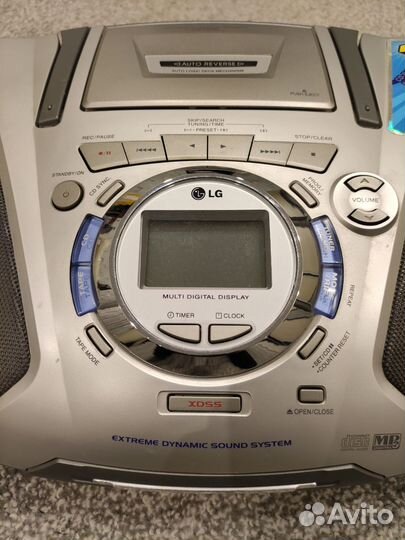 Стереомагнитола LG LPC-LM735X