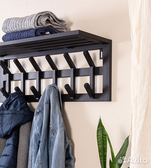 Вешалка настенная в прихожую