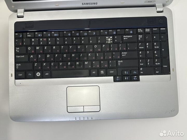 Ноутбук Samsung NP-R530