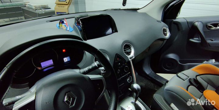 Штатные андроид магнитолы для Renault Koleos