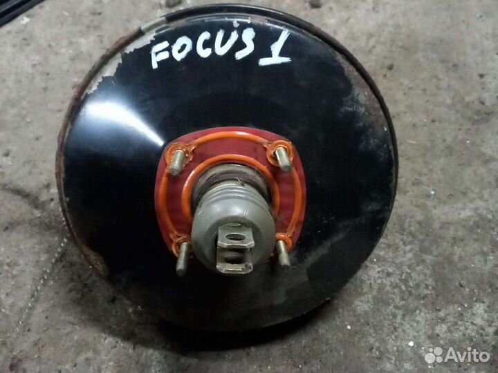 Вакуумный усилитель тормозов Ford Focus 1