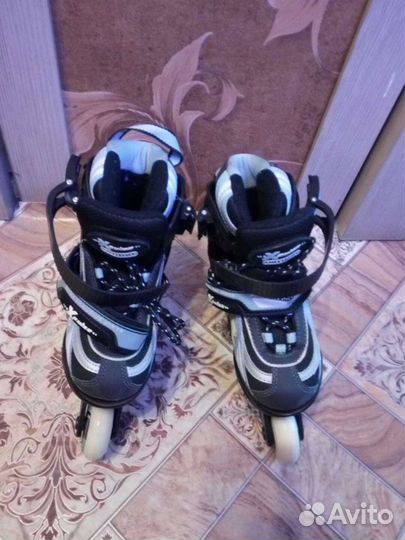 Коньки роликовые, скейтборд, защита