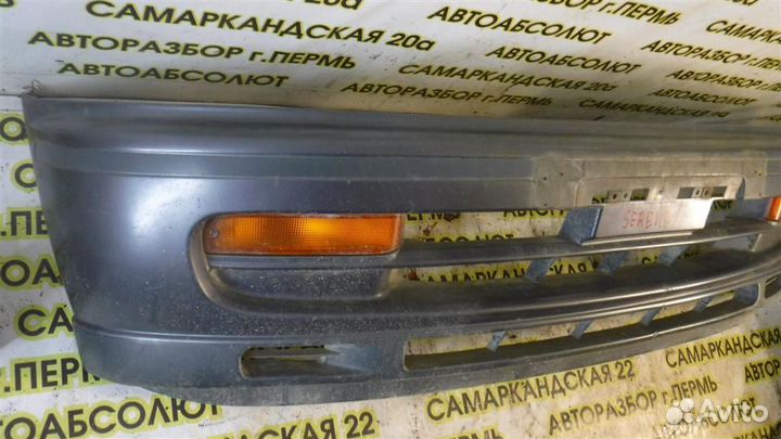 Бампер передний Nissan Serena 1992-2001