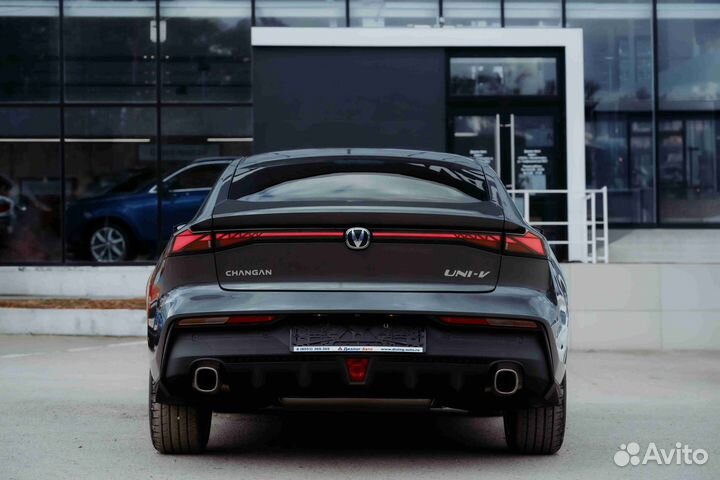 Changan UNI-V 1.5 AMT, 2022