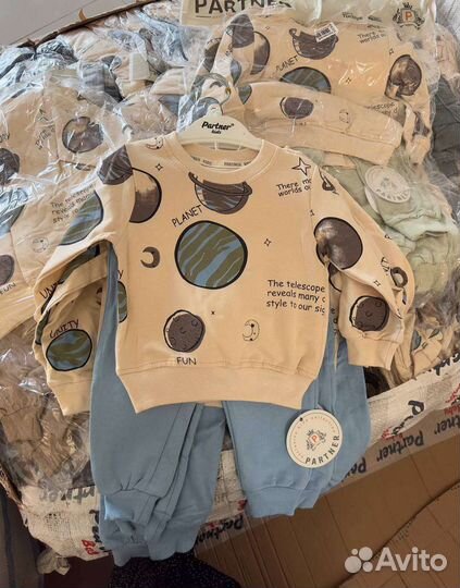 Одежда для девочек и мальчиков