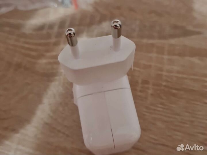 Оригинальный блок Apple