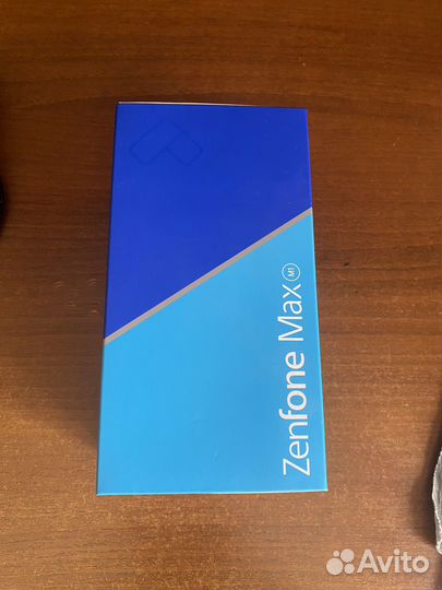 ASUS Zenfone Max (M1) ZB555KL, 2/16 ГБ