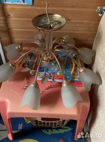 Люстра 8 рожков