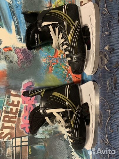 Хоккейные коньки