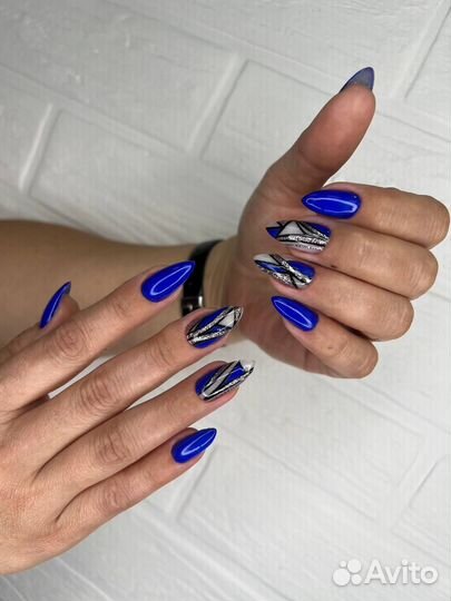 Мастер маникюра и педикюра