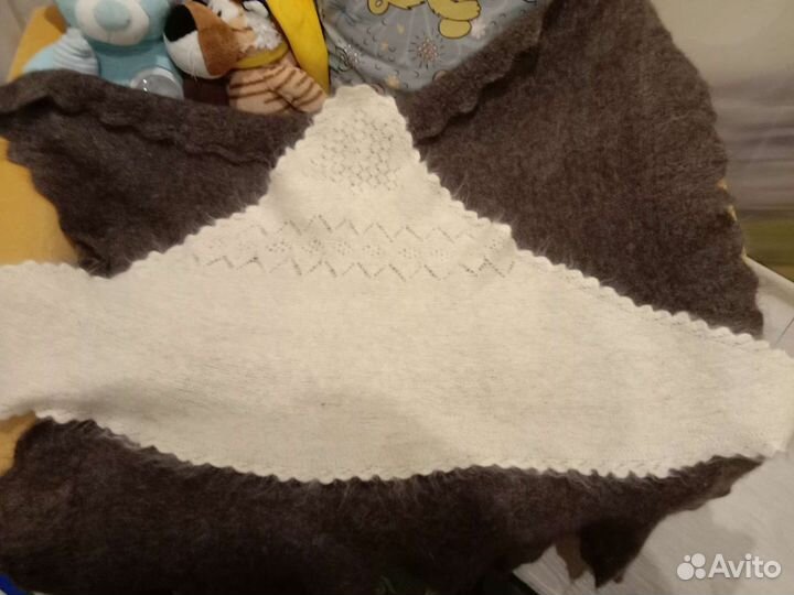 Пуховая косынка новая белая