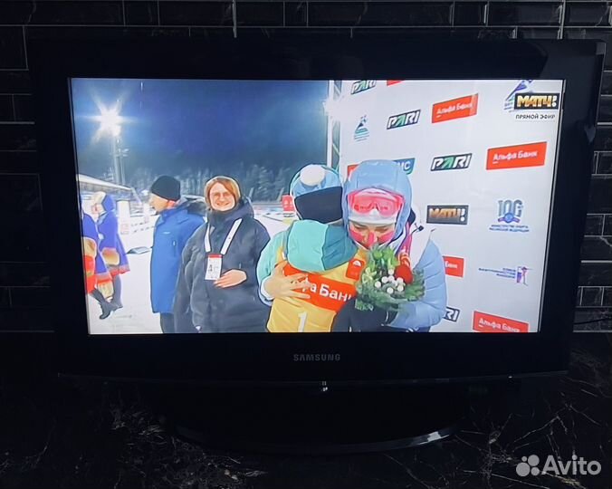Телевизор samsung