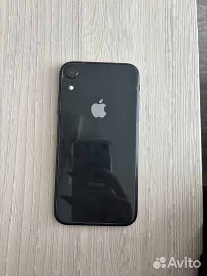 iPhone Xr, 64 ГБ