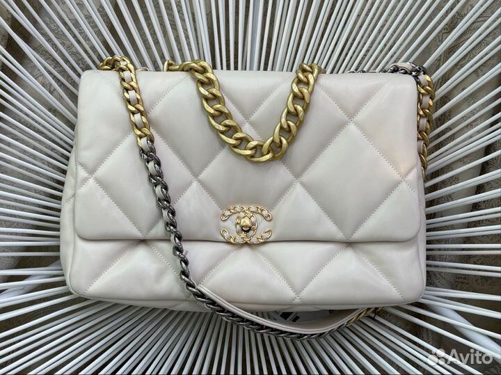 Сумка Chanel 19 Maxi