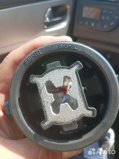 Сайлентблок задней балки peugeot308