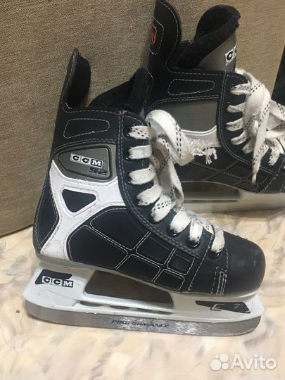 Коньки хоккйные детские 32 р. CCM