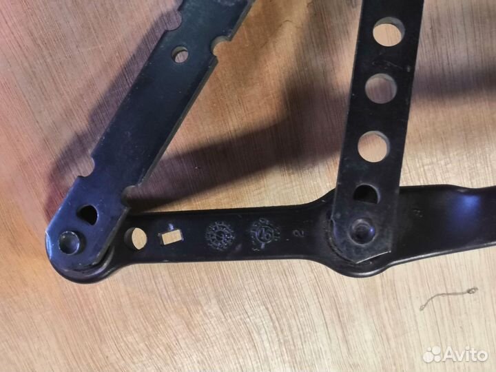 80010797 поводок Стеклоочистителя renauit scenic 2