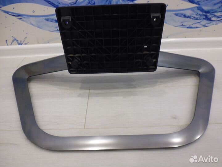 Подставка от телевизора LG 55LA660V с крепежом