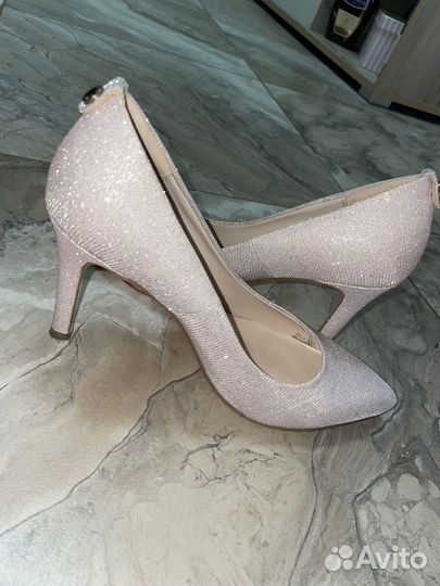 Туфли женские 38 размер, пудра