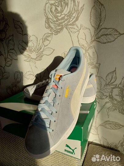 Puma Suede trainers in light blue - exclusive