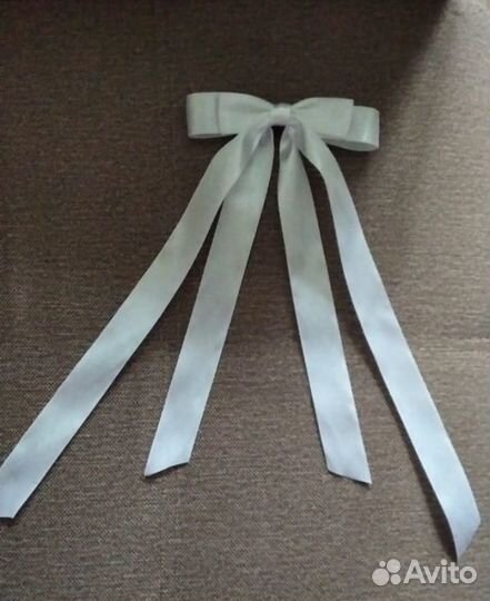 Бант на заколке