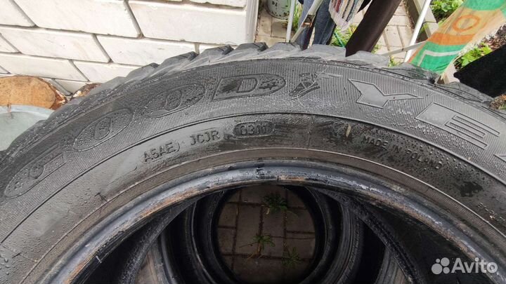 Goodyear UltraGrip Extreme 195/65 R15