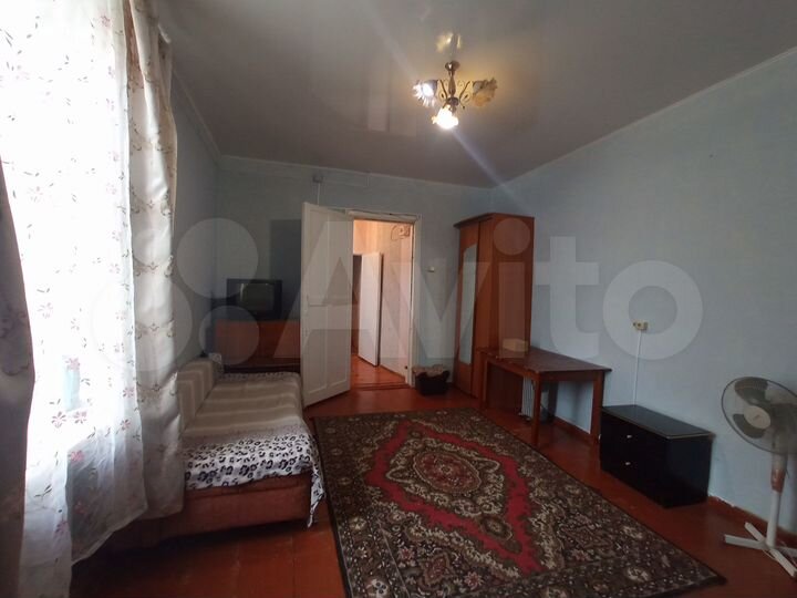 Комната 30,5 м² в 1-к., 1/2 эт.