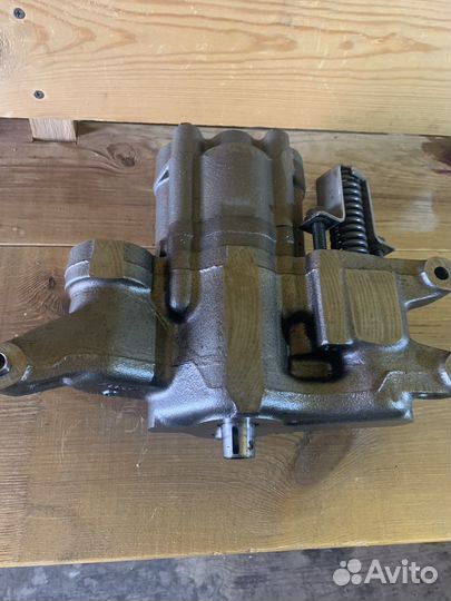 Масляный насос Cat