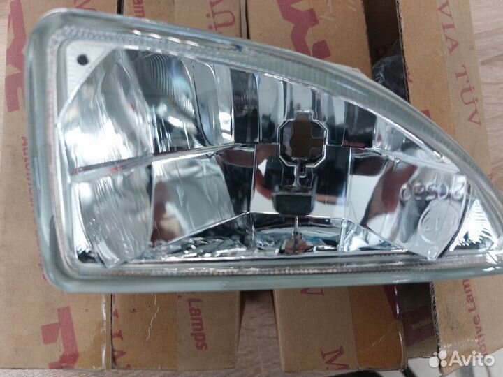Фара противотуманная Ford Focus I