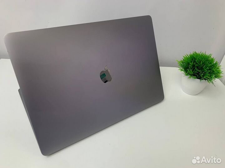 Apple MacBook Pro Retina 15 2017