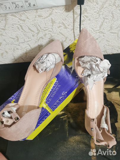 Продаются сандали