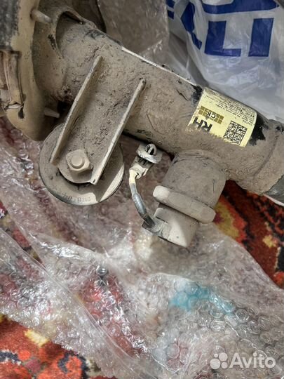 Стойка в сборе передняя правая KIA stinger 3.3