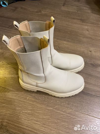 Ботинки женские 39