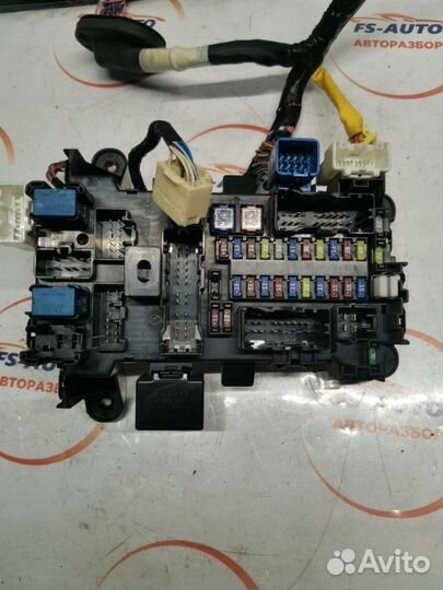 Блок предохранителей салонный Suzuki Grand Vitara