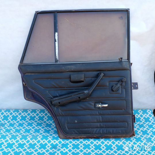 Дверь задняя левая ваз 2104