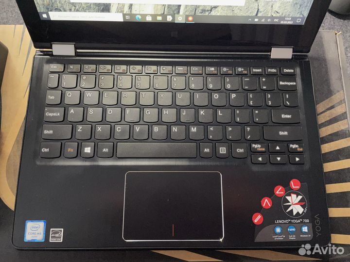 Сенсорный ноутбук Lenovo yoga 700