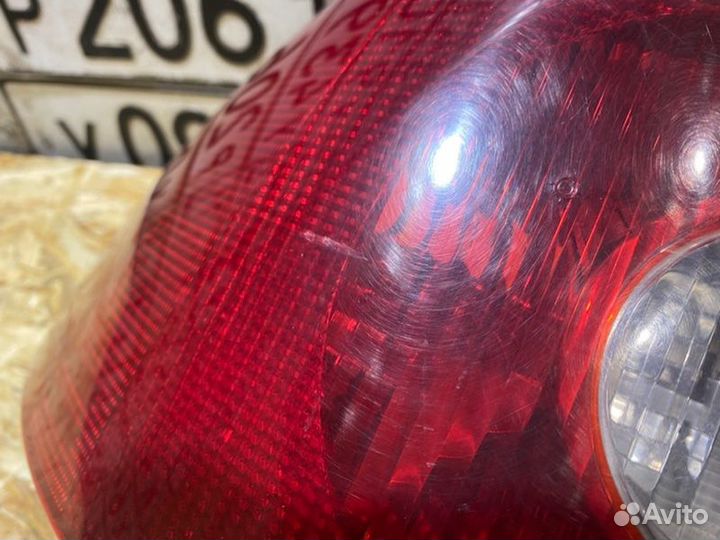 Фонарь задний левый Ford Mondeo 3