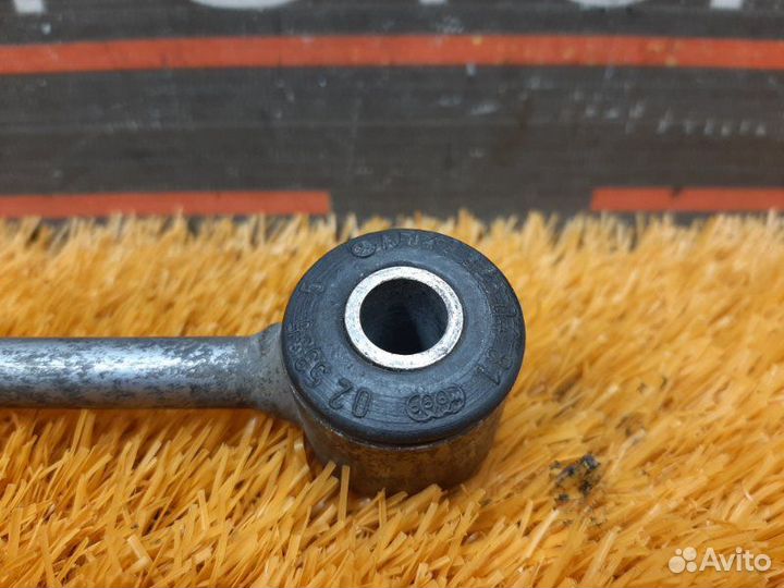 Стойка стабилизатора задняя правая Mercedes-Benz