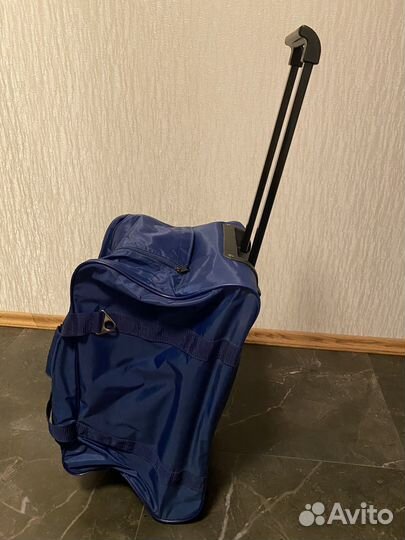 Сумка дорожная большая на колесах Балтика новая
