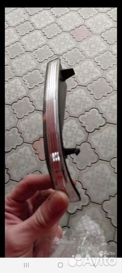 Поваротник на боковое зеркало приора