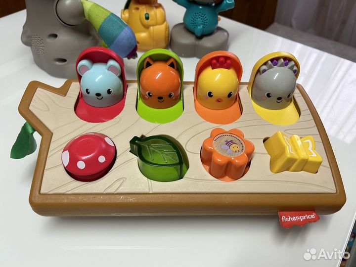 Fisher price прятки со зверятами