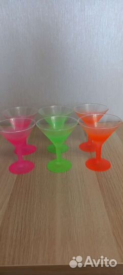 Кофейные чашки и рюмки для коклейля