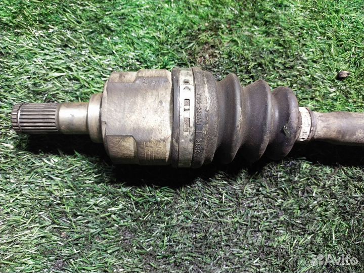 Полуось передняя правая Kia Rio 3